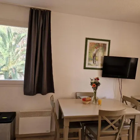 Apartamento Little Valescure Yourhosthelper